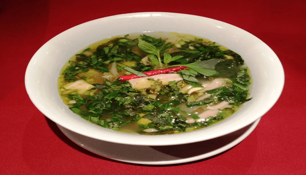 371 - soupe de poulet à la citronnelle 371 - Soupe au poulet à la citronnelle